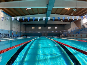 Lavori di manutenzione del tetto della piscina comunale
